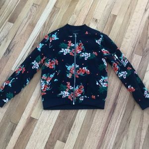 Zara women’s Small floral bomber jacket